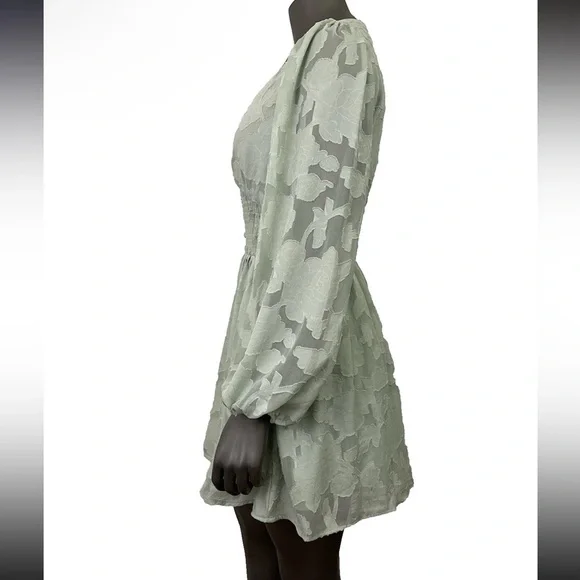 Lulu's Green Plunge Neck Bishop Sleeve Sundress - Picture 3 of 11